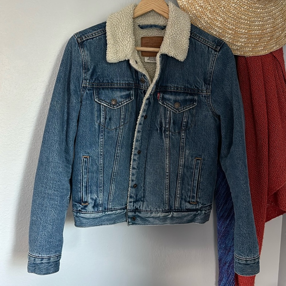 Levi’s premium Sherpa jacket